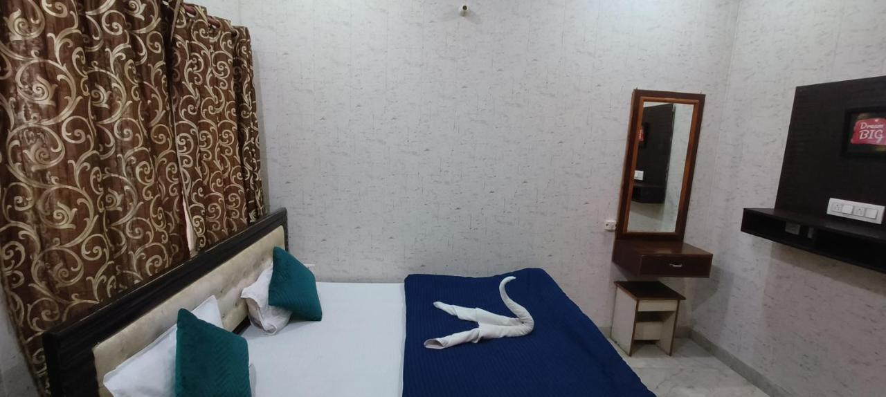 Superior Double or Twin Room with Mountain View
