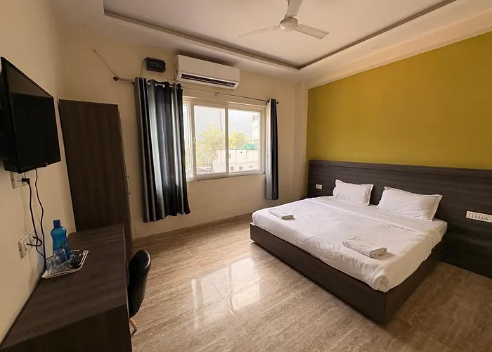 Back Stayz Hostel Rishikesh